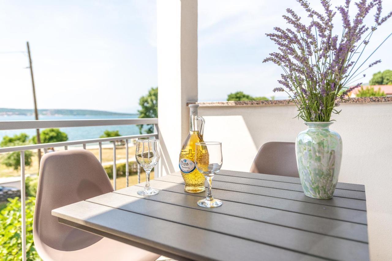 Apartmani Dupor Gornji Karin Extérieur photo