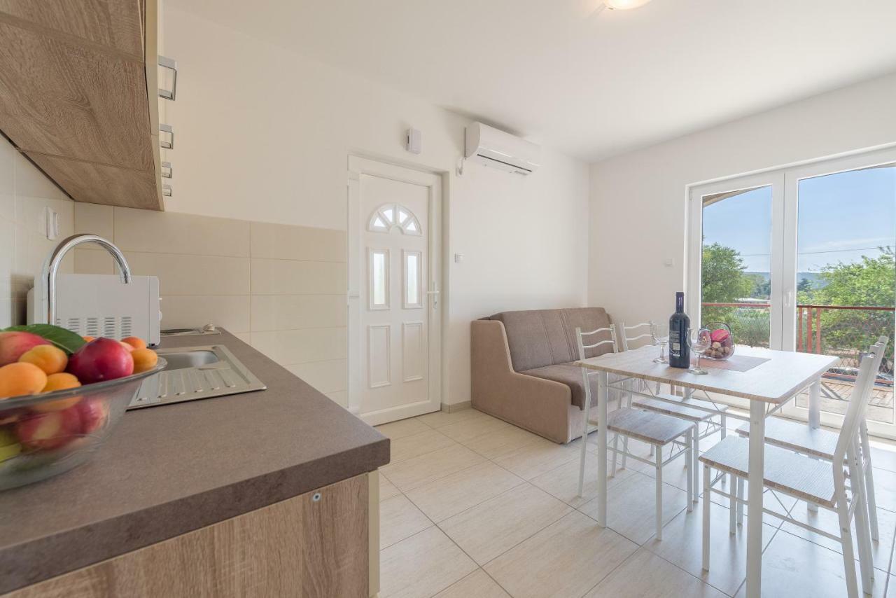 Apartmani Dupor Gornji Karin Extérieur photo