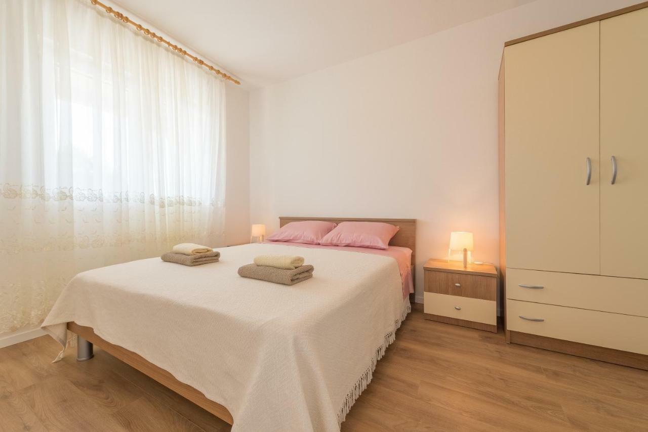 Apartmani Dupor Gornji Karin Extérieur photo