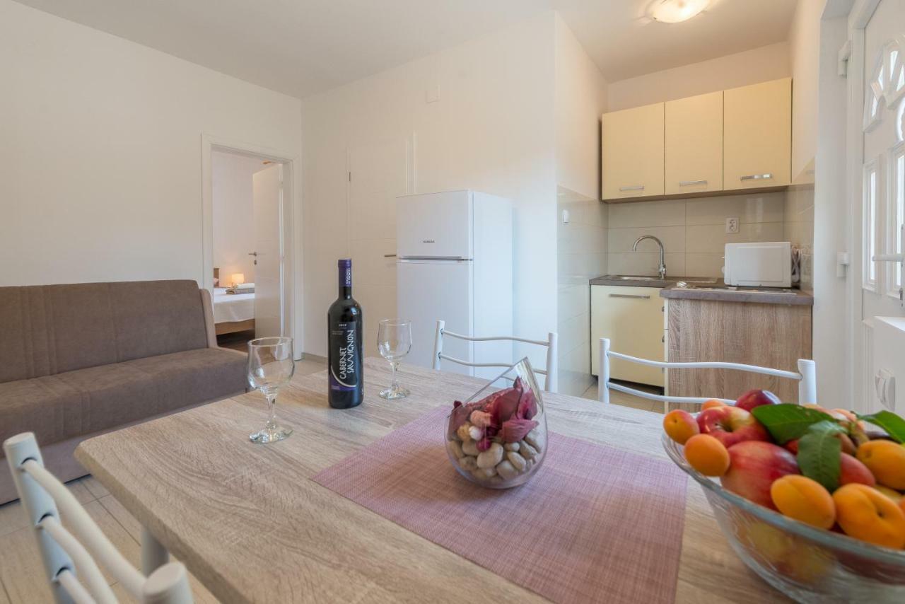 Apartmani Dupor Gornji Karin Extérieur photo