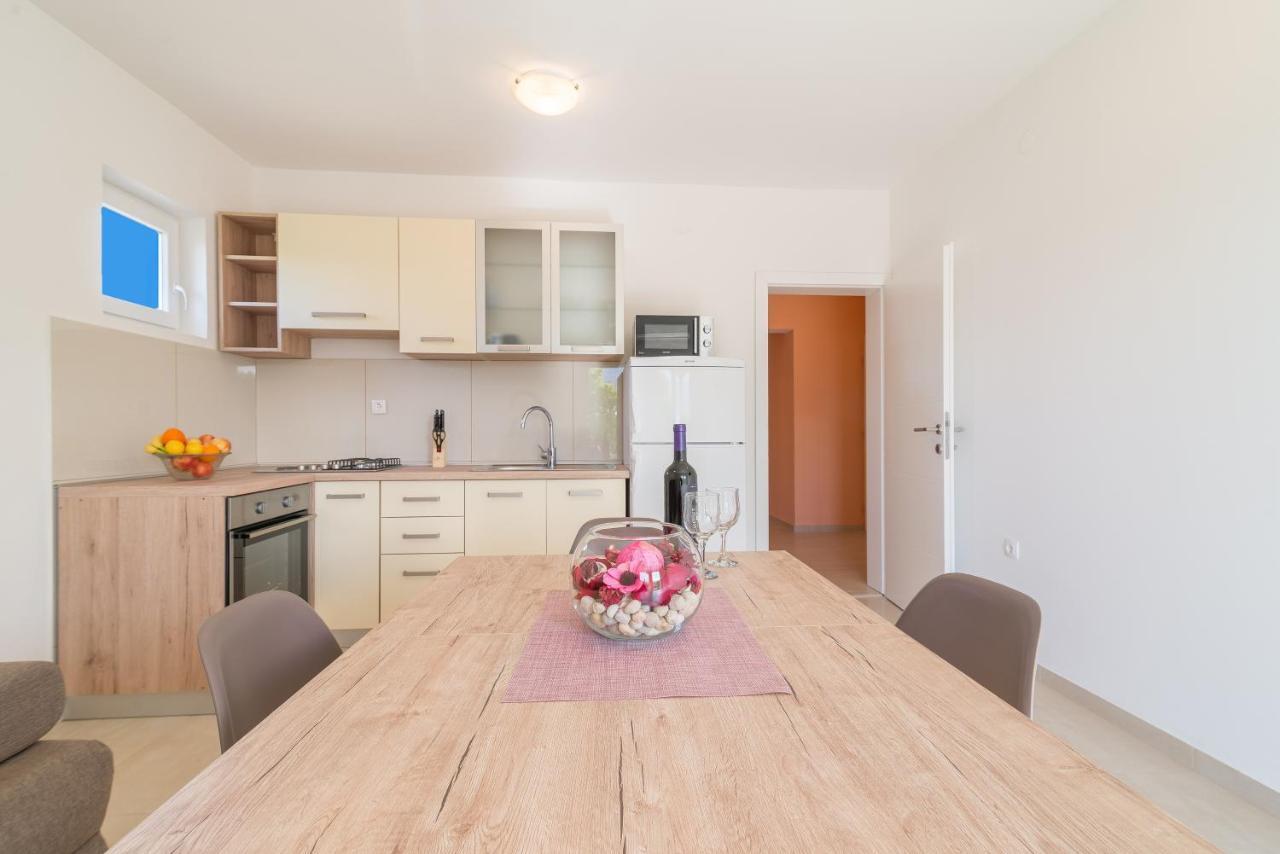 Apartmani Dupor Gornji Karin Extérieur photo