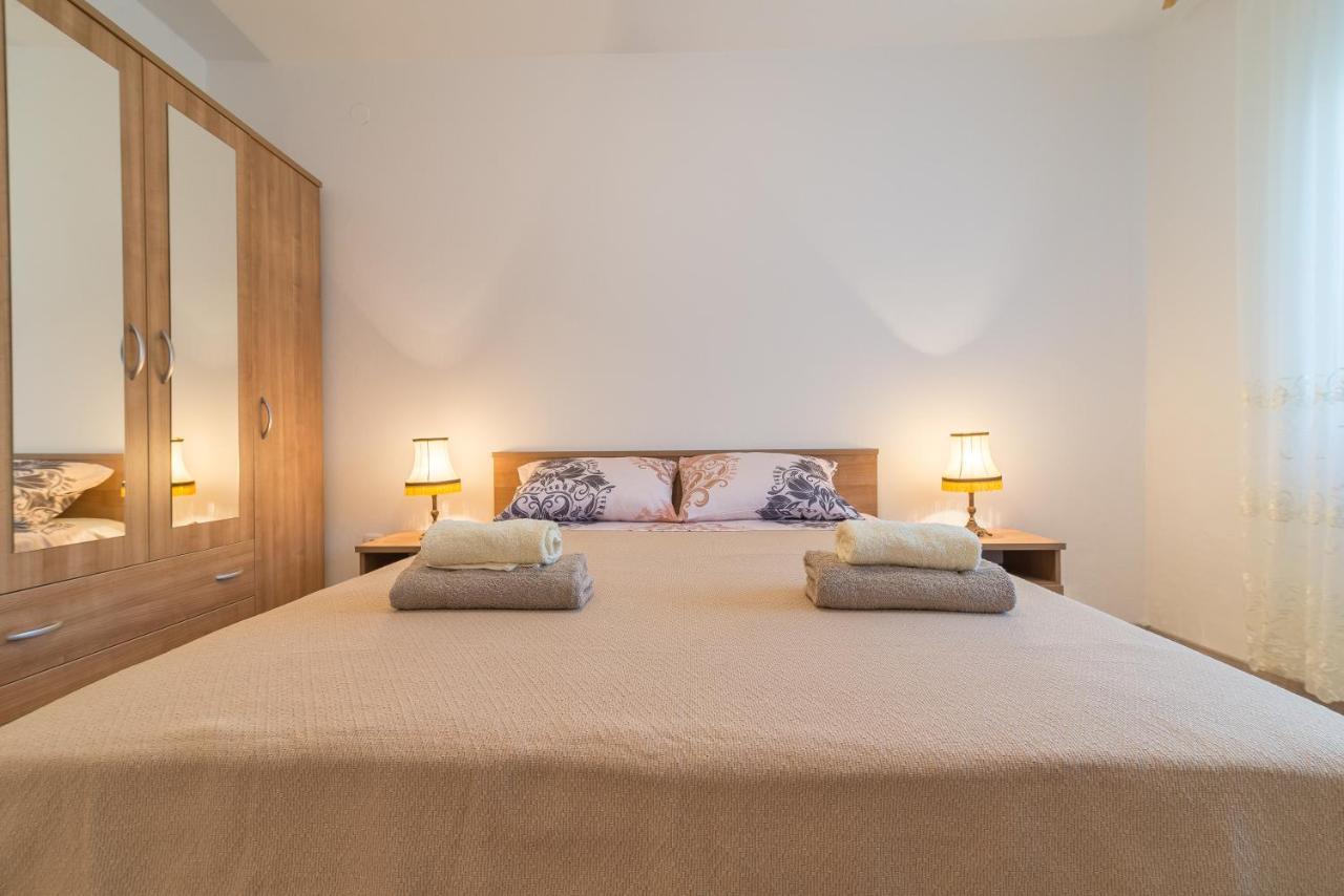 Apartmani Dupor Gornji Karin Extérieur photo