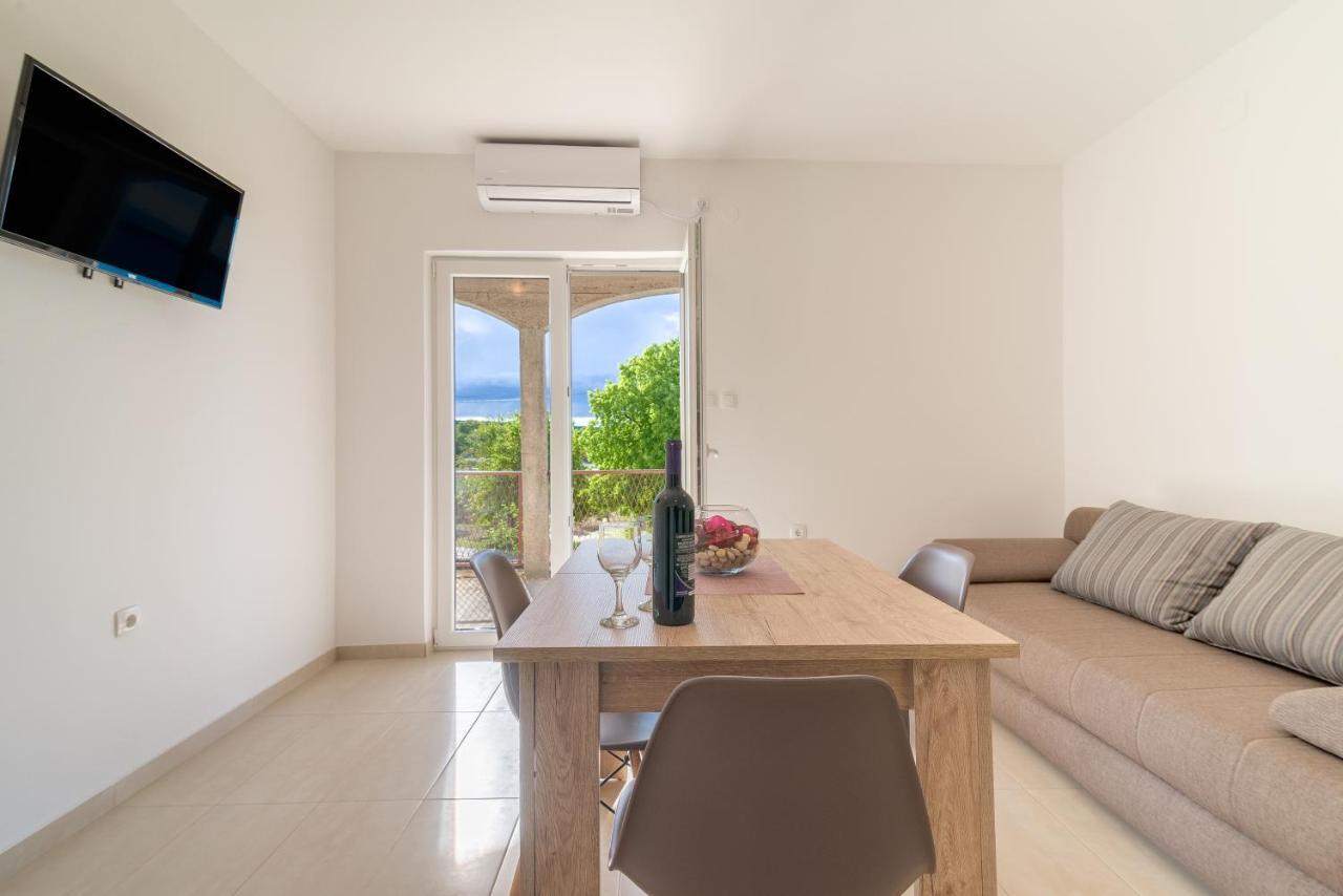 Apartmani Dupor Gornji Karin Extérieur photo