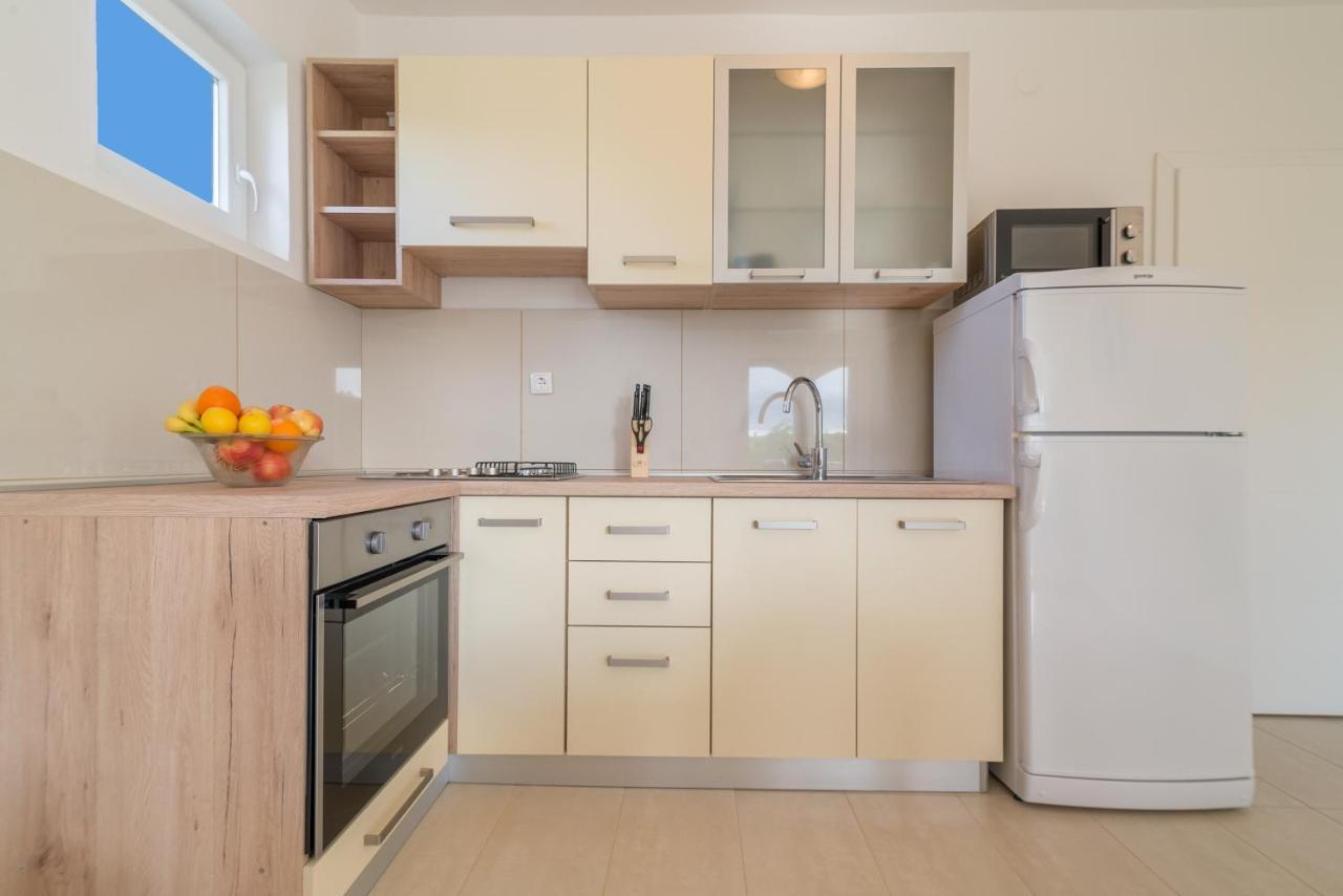 Apartmani Dupor Gornji Karin Extérieur photo
